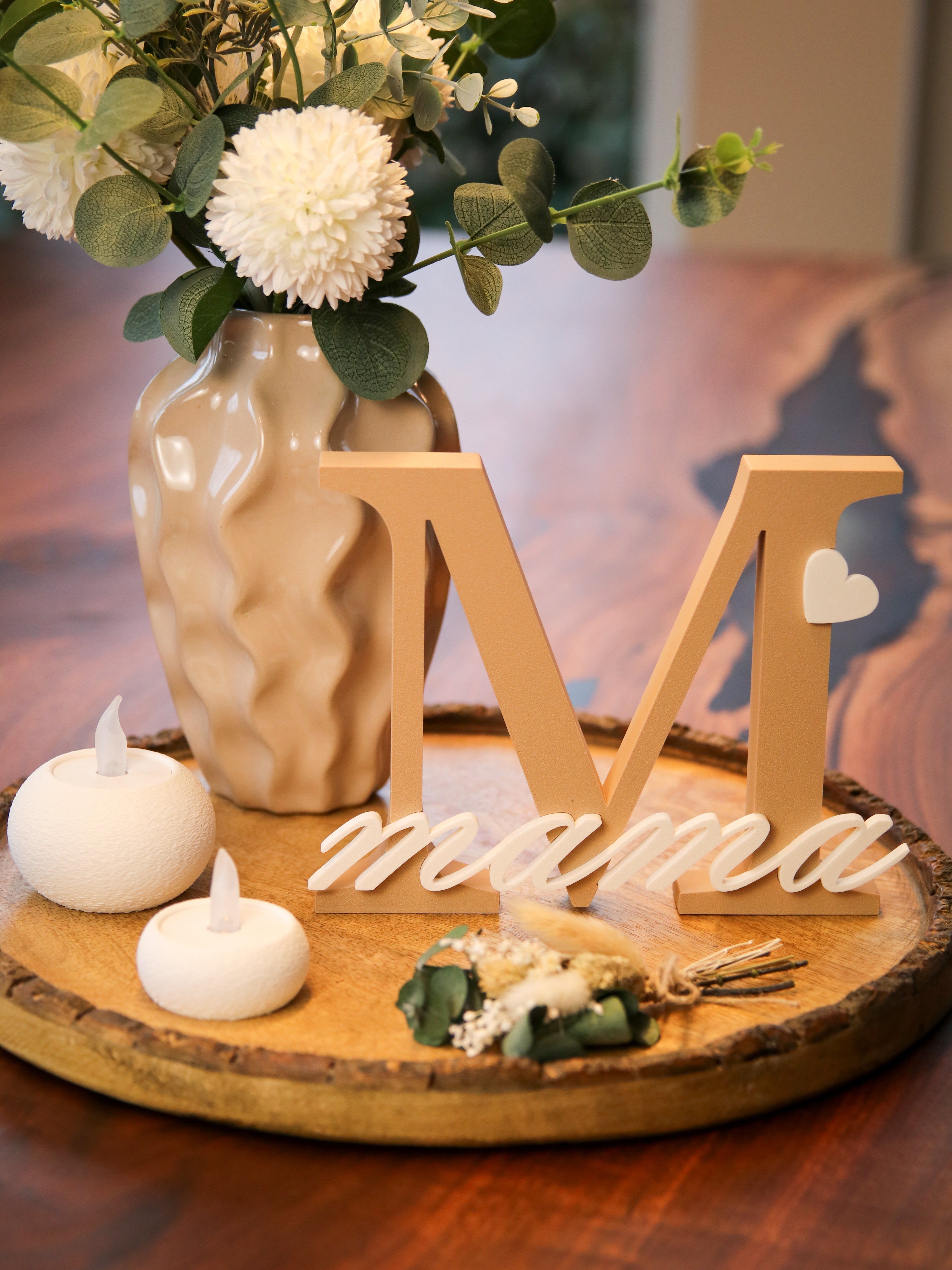 Muttertag Schriftzug 15cm hoch – Nachhaltiges Geschenk für Mama – Moderne Deko - Aufsteller